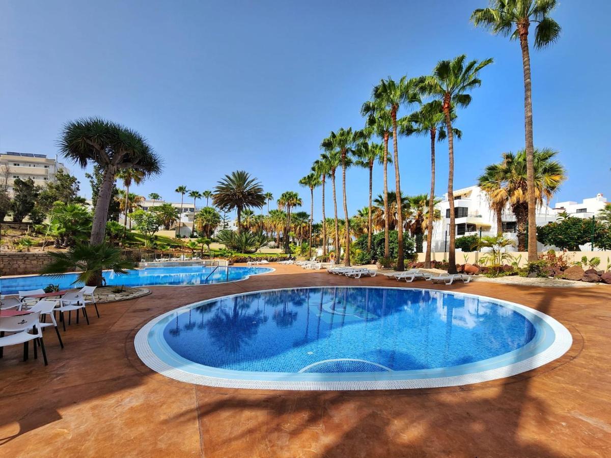 Royal Ocean View El Dorado Apartment อาโรนา ภายนอก รูปภาพ