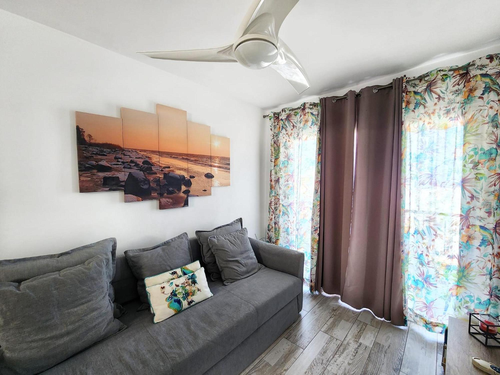 Royal Ocean View El Dorado Apartment อาโรนา ภายนอก รูปภาพ