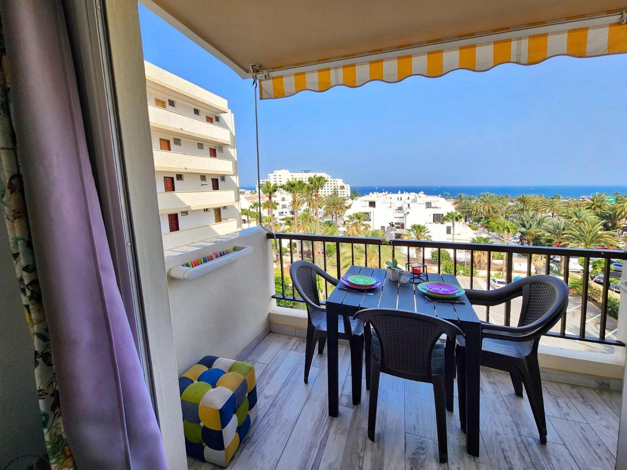 Royal Ocean View El Dorado Apartment อาโรนา ภายนอก รูปภาพ