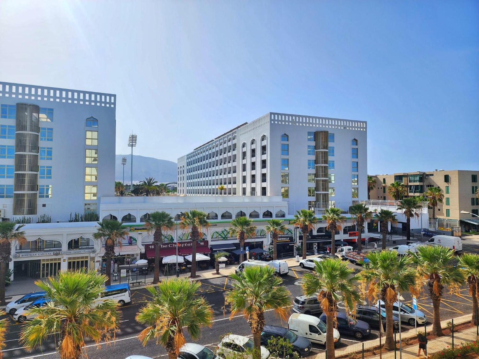Royal Ocean View El Dorado Apartment อาโรนา ภายนอก รูปภาพ