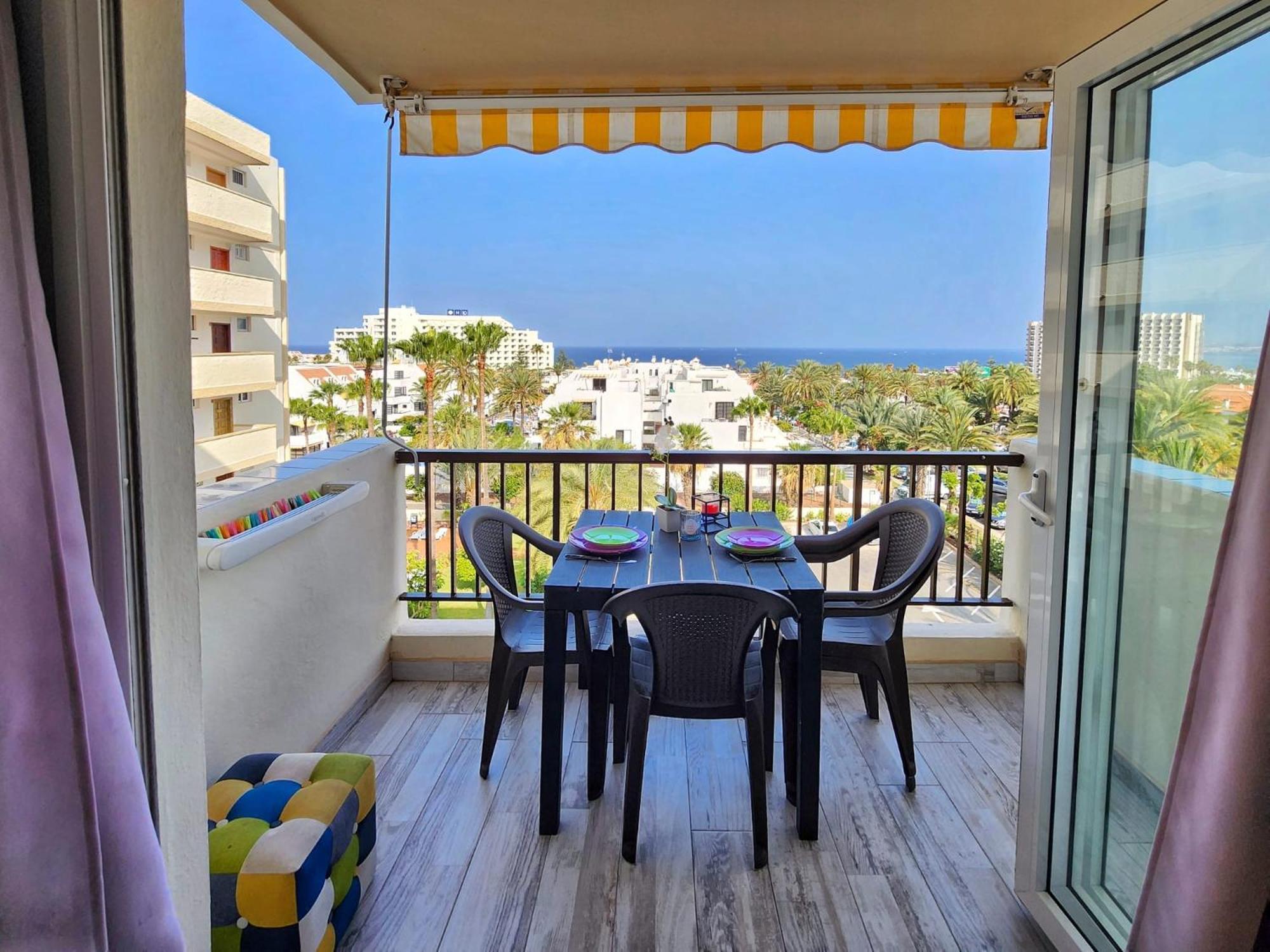 Royal Ocean View El Dorado Apartment อาโรนา ภายนอก รูปภาพ